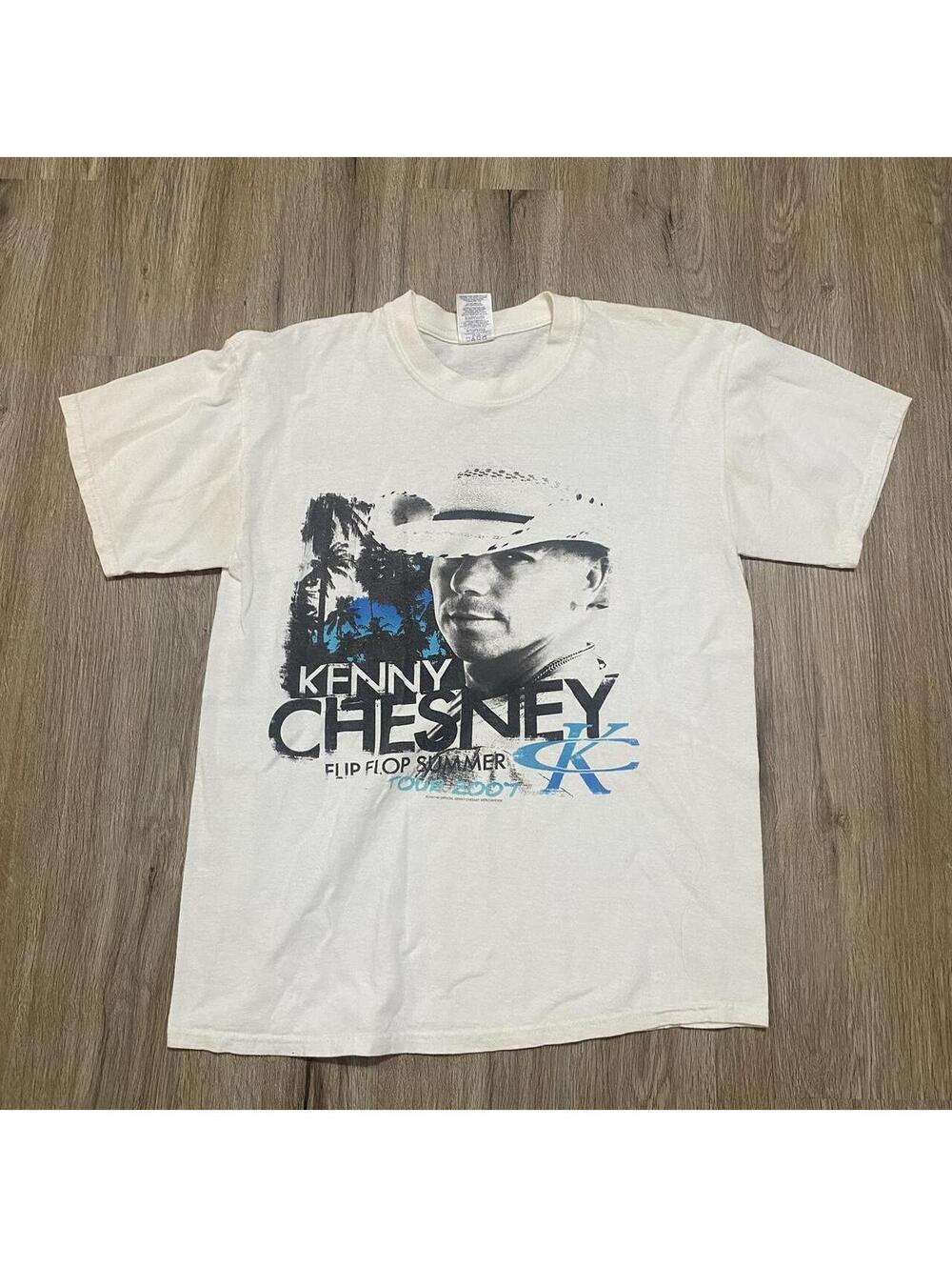 2007 Kenny Chesney Tour Graphic Shirt